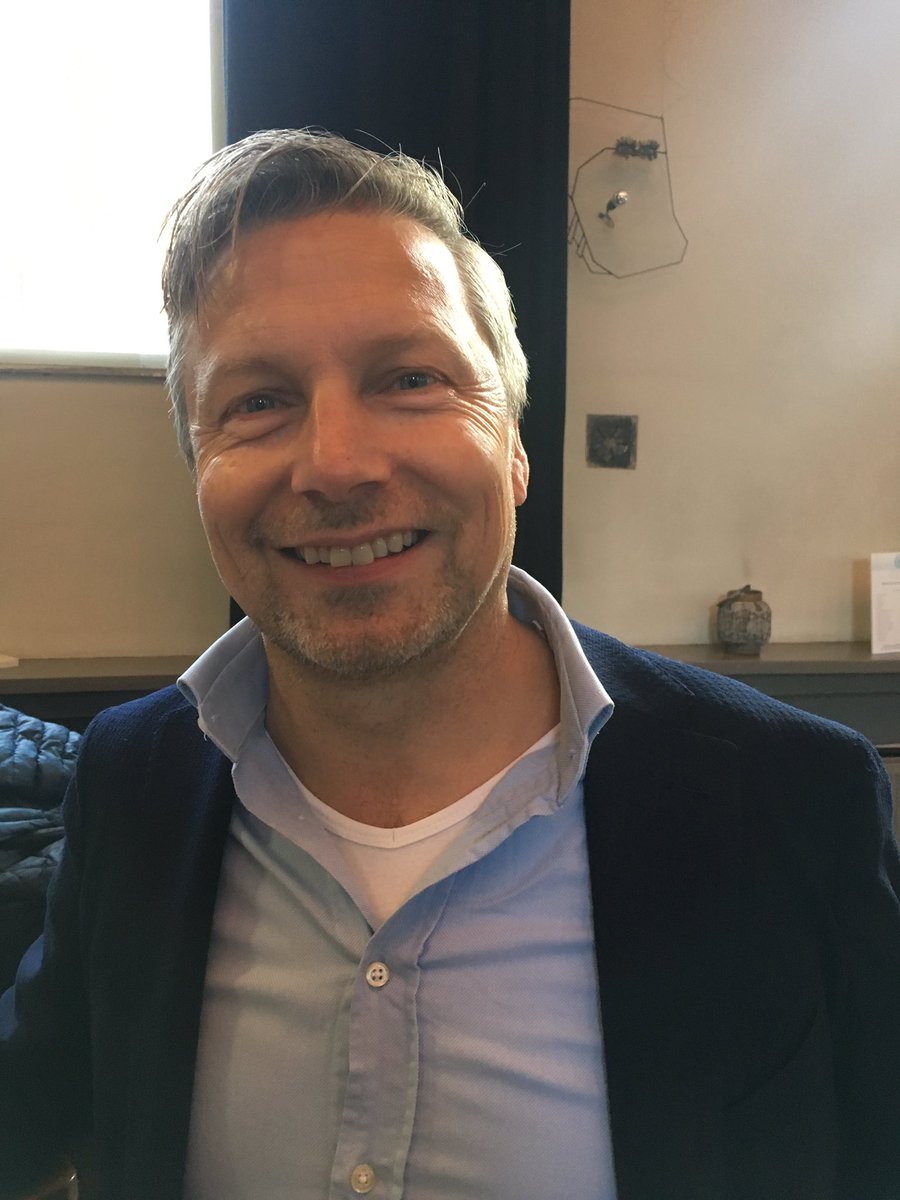 Hey <a href="/MarcWilhelmus/">Marc Wilhelmus</a> jij hebt gelijk! Het grootste geschenk wat je iemand kan geven is oprechte aandacht.