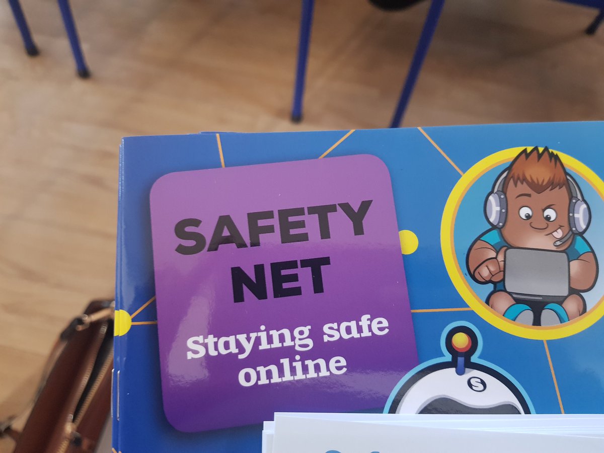 SHAPESandwell's tweet photo. Great online safety session by @SkipsEducation with parents at All Saints School, West Brom. Hopefully first of many! Programme now added to @SHAPESandwell #Clickwise Campaign. DM for more info @sandwellcouncil @ChSuptBaker @PCTreasureWMP @SandwellYouth https://t.co/f4sJMBUCmB