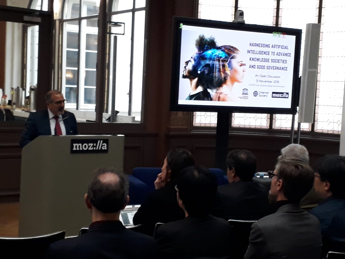 DelegamexUNESCO's tweet image. El Embajador @fsalasl participa en el Foro de Discusion Abierta “Harnessing Artificial Intelligence to advance Knowledge Societies and
Good Governance”, que se celebra en la Fundación Mozilla de Paris @MozillaParis #UNESCO4AI #AI4Knowledge #AIGovernance