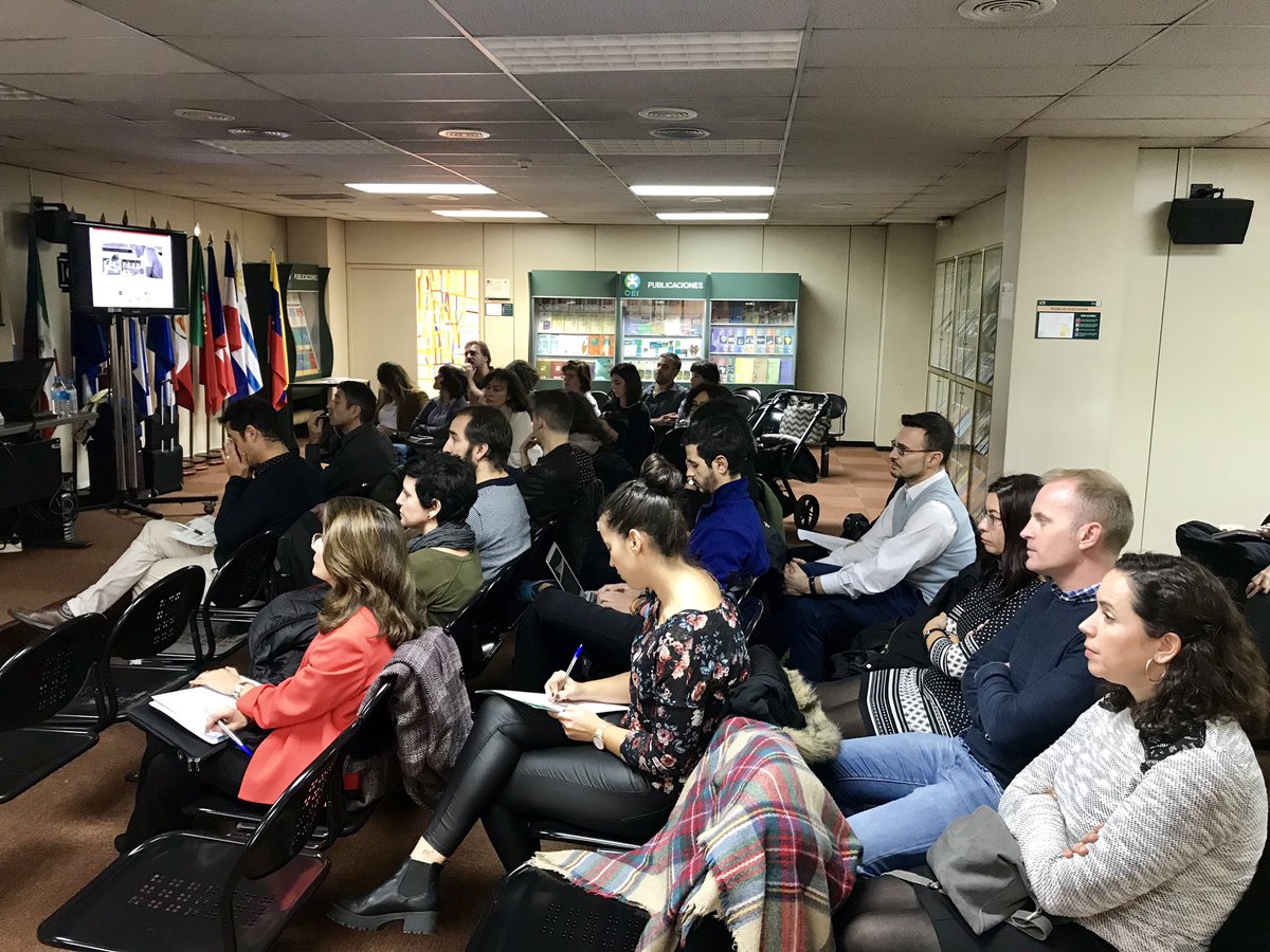 TBS_Eficiencia's tweet photo. Aprendemos y escuchamos. 🙇🏻♀️📝
#Implícate #Implicaproject #Corresponsabilidad #Madrid #TBSocial #Conciliación https://t.co/dx51L7zXmC