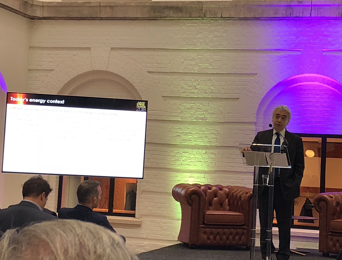 .<a href="/IEA/">International Energy Agency</a> directeur @IEABirol bespreekt bij presentatie #WEO18 Sustainable Development Scenario: consistent met #Parijs doelen voor #klimaat, maar ook met ambities voor #luchtkwaliteit en universele toegang tot #electriciteit.