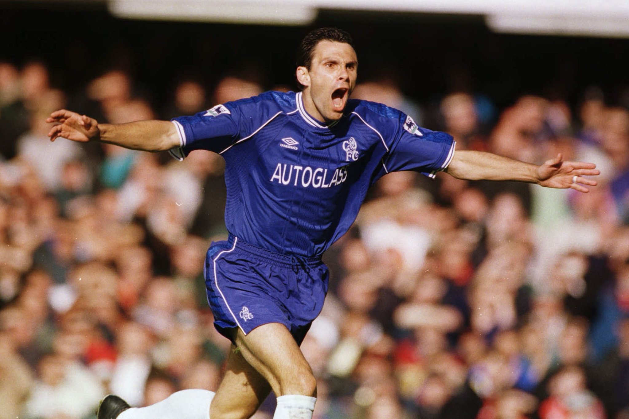 Happy Birthday to Gus Poyet who turns 51 today! 