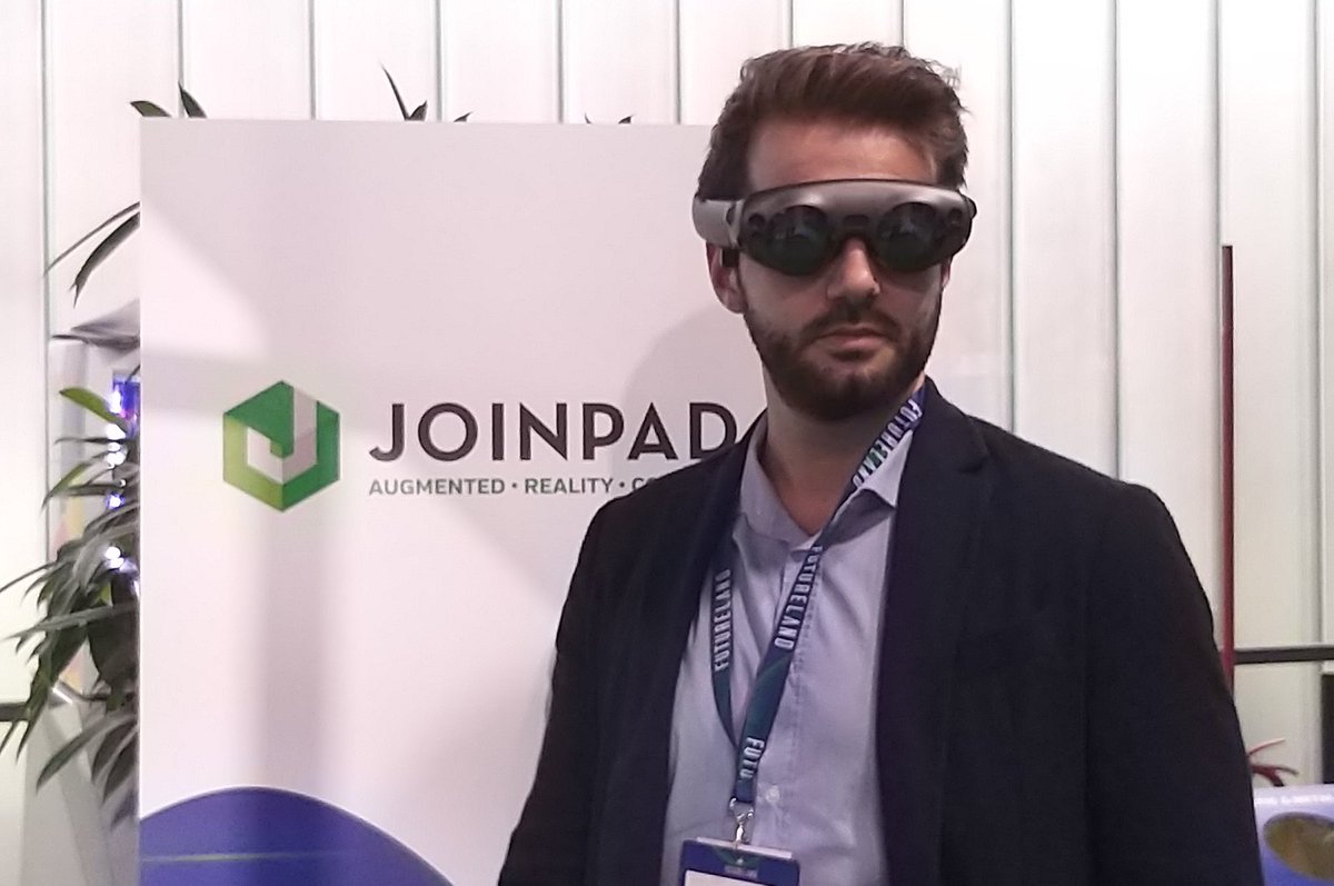 Joinpad's tweet photo. #futureland18: exclusive opportunity to try #magicleap glasses and our demos for industrial processes! Come to JoinPad booth! #AR #JoinPad https://t.co/DPxJ3yliEU