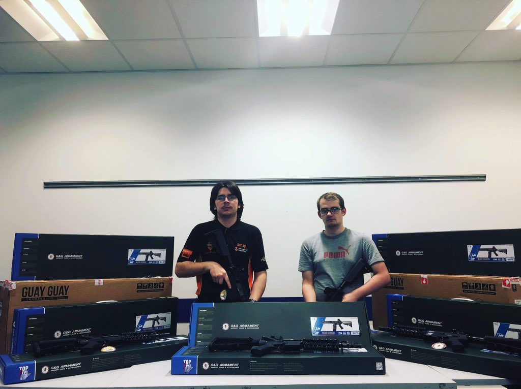 ShadowReapers18's tweet photo. Exciting day today! We would like to thank @team_sunderland for allowing us to get our hands on this equipment! We are looking forward using these on the battlefield
#airsoft #sunderlanduni #UOS #teamsunderland https://t.co/RBnIlNmHAU