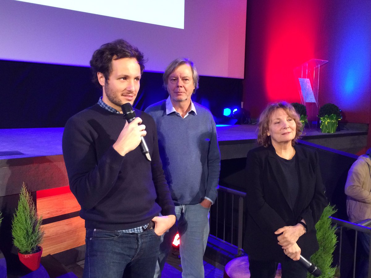 F3Perigords's tweet photo. Présentation du film Ma mère est folle en présence de Vianney et Diane Kury au festival du film #Sarlat https://t.co/FFEiqr6VT6