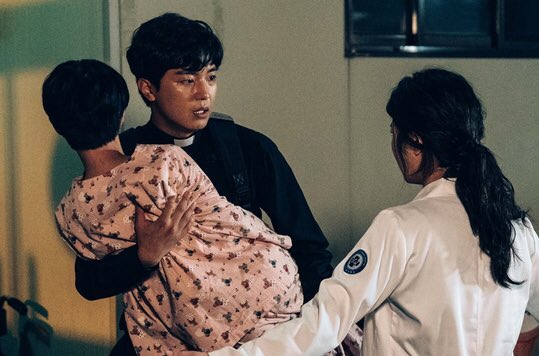 YeonWooJinINA's tweet photo. #연우진 #YeonWooJin still cut for OCN #프리스트  #Priest
https://t.co/J6H6zjsGAE