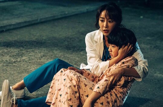 YeonWooJinINA's tweet photo. #연우진 #YeonWooJin still cut for OCN #프리스트  #Priest
https://t.co/J6H6zjsGAE