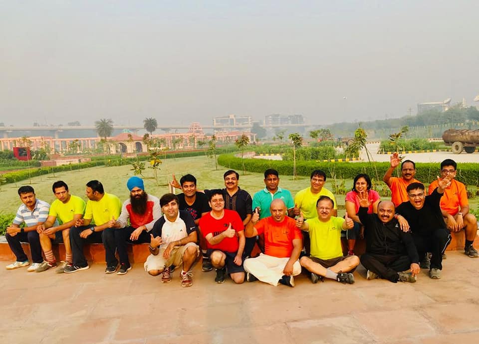 noidaexpresswa1's tweet photo. "An early morning walk is a blessing for the whole day." - Henry David Thoreau said. We the #NoidaExpressWalkers, feel it regularly.

See the images of our #GroupWalking..

#BriskWalkers #NoidaExpressway #PowerOFWalking https://t.co/beZAqt3Dg0