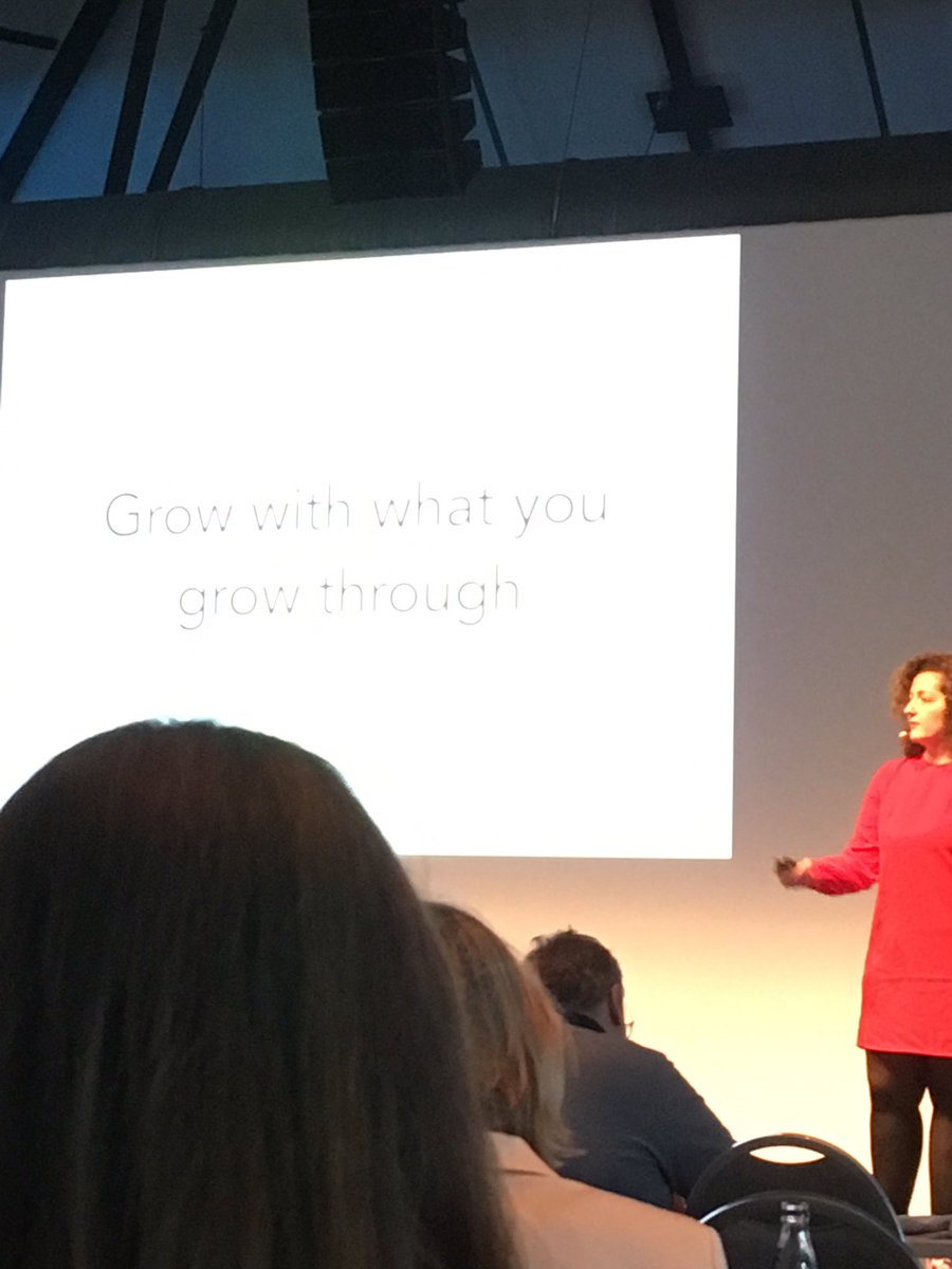 Tarja__OR's tweet photo. “Grow with what you grow through” says @maralkalajian the Madame of Twitter #mmk18 https://t.co/IzOd5AJH6c