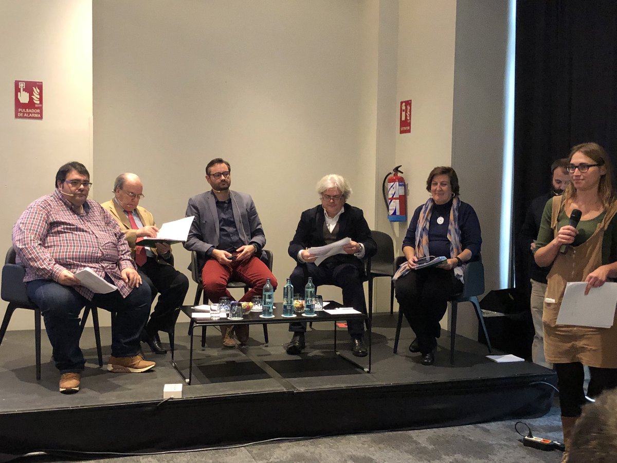 somfundacio's tweet image. Inauguració conferència del programa #Idea12 de Erasmus+ sobre com educar  a les persones adultes en la presa de desicions. Liderat per Quip  de Praga i 7 entitats mes entre elles @FundacionTUYA i @Plenainclusion. També hi ha col•laborat @AEF_tutelares