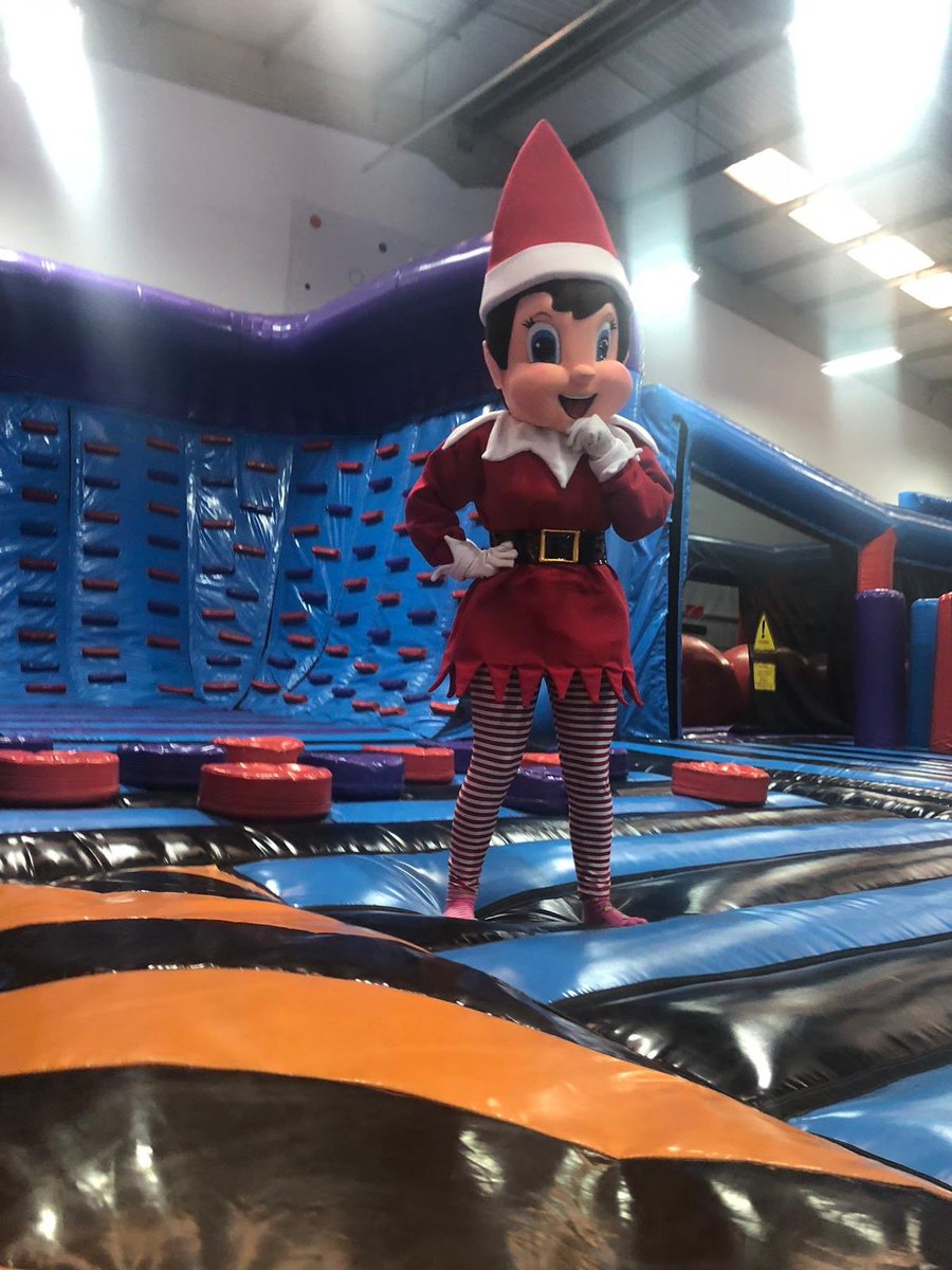 HelperNallys's tweet photo. Day 3:
 Elfie visits Inflatanation! She enjoyed having a bounce! @InflataNation 
#StephNally #Inflatanation #Jump #Elfie #BeatItSteph #CervicalCancer #Elf 
https://t.co/T1nfSFjeJW https://t.co/UhaNa6KFmw