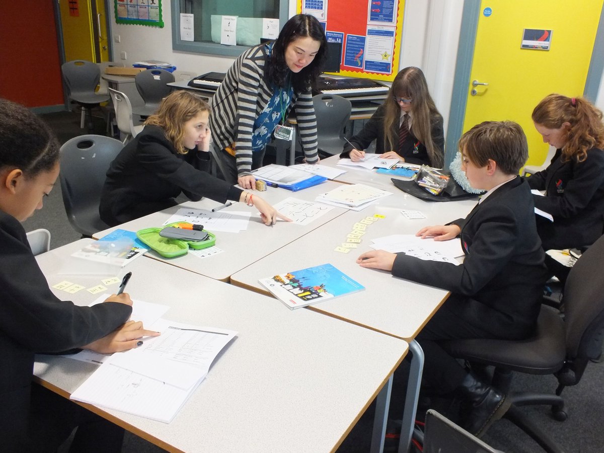 TaptonYli's tweet photo. Our Mandarin Chinese breakfast club at Forge Valley School, for Year 7 and 8 pupils with Miss Li has been a great success so far this half term. https://t.co/1FsEYzJPhz