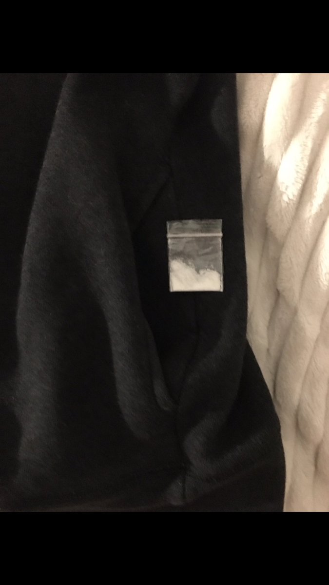 lewisp_1998's tweet photo. So I bought a sweatshirt off Depop and this happened 😂😂😂 https://t.co/Bs45qiYfdA