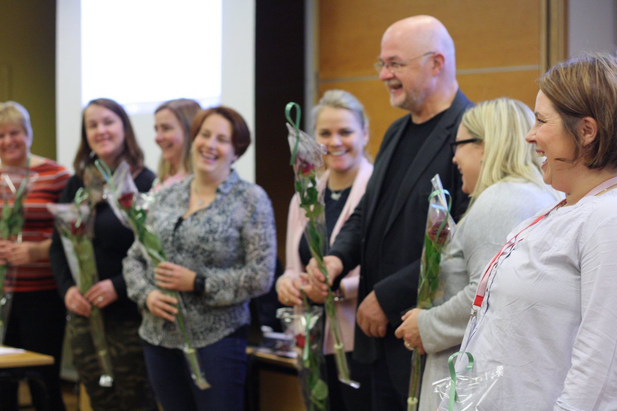 FSLararforbund's tweet photo. Vi har valt en ny styrelse för perioden 2019-2020! Den består av följande personer: Sabina Lindholm-Järvinen, Annika Norrgård, Sune Alén, Linda Felixson, Marina Räfsbäck, Pamela Leka, Anna Wahren-Cederberg och Malin Höglund-Snellman. 👍#fsl #vivisarvägen #fslfullmäktige https://t.co/puW1OIfefY