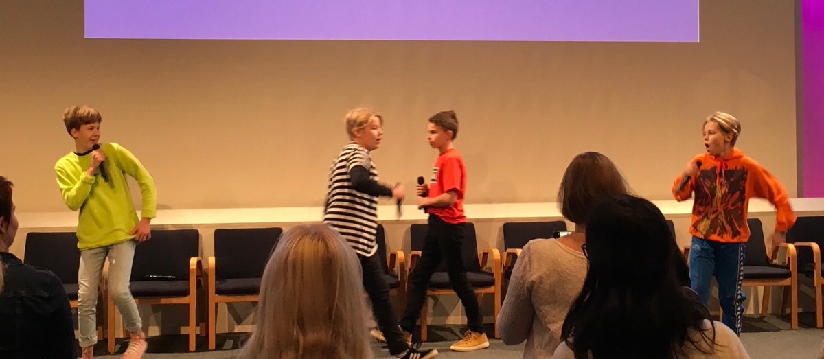pirhonen_jaana's tweet photo. Kärkihankkeiden loppuseminaarissa myös LJZ: ei välitetä heittareista. #LJZ #hyvätervearki https://t.co/meg1VsPlfw