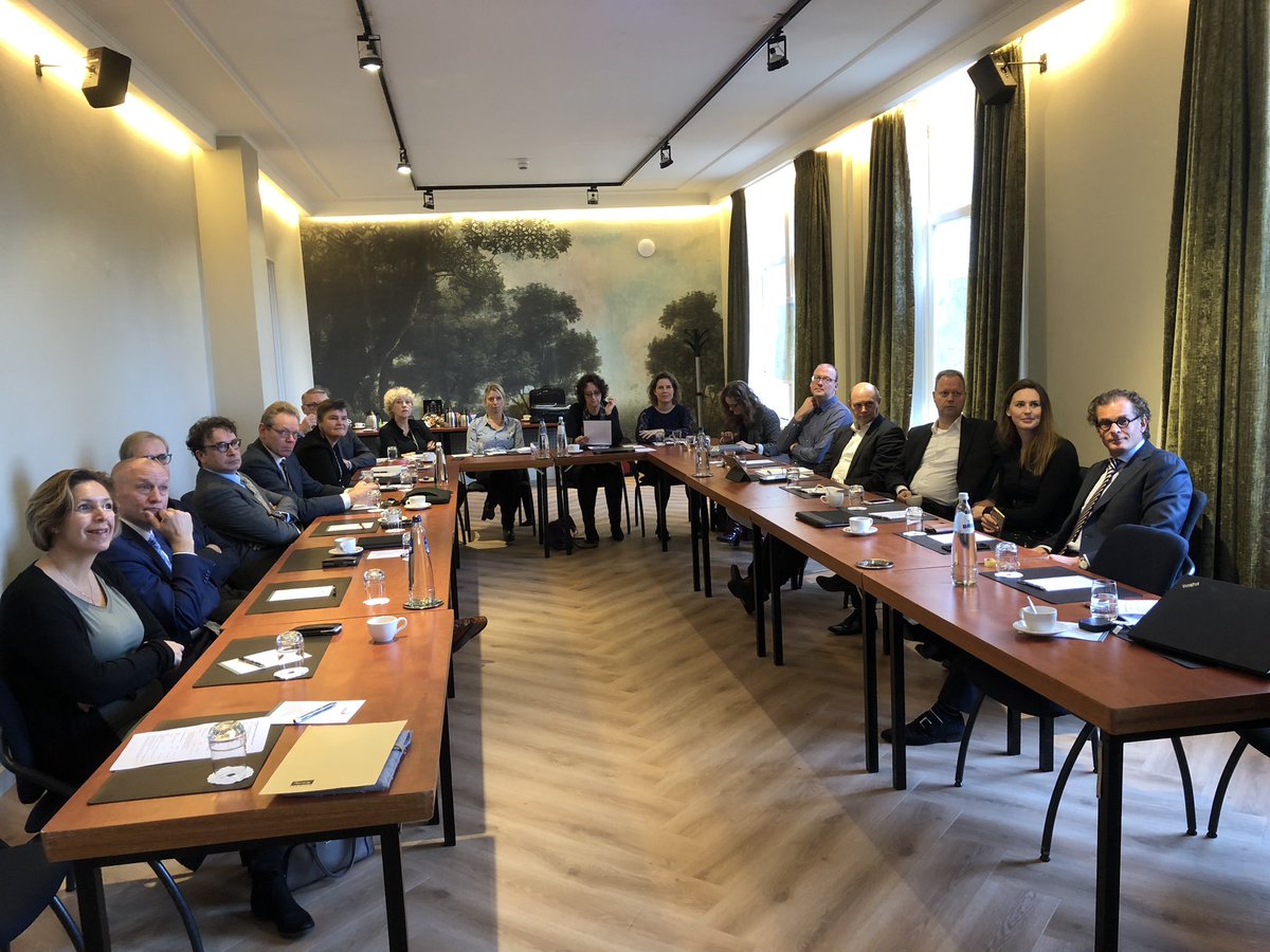 Met de leden van het Algemeen Bestuur van de Omgevings Dienst Regio Utrecht in <a href="/LG_Beukenrode/">Laser-kleiduivenschieten.nl</a> in Doorn over stand van zaken en toekomst van de @deODRU. De wensen van de deelnemende gemeenten staan centraal.