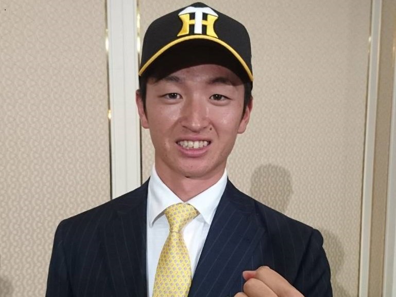 TigersDreamlink's tweet photo. 15日(木)、ドラフト1巡目で指名しました近本光司選手との入団交渉を行い、仮契約が完了いたしましたのでお知らせいたします。
https://t.co/uxkdaABQqS https://t.co/9jQ9IFwQAX