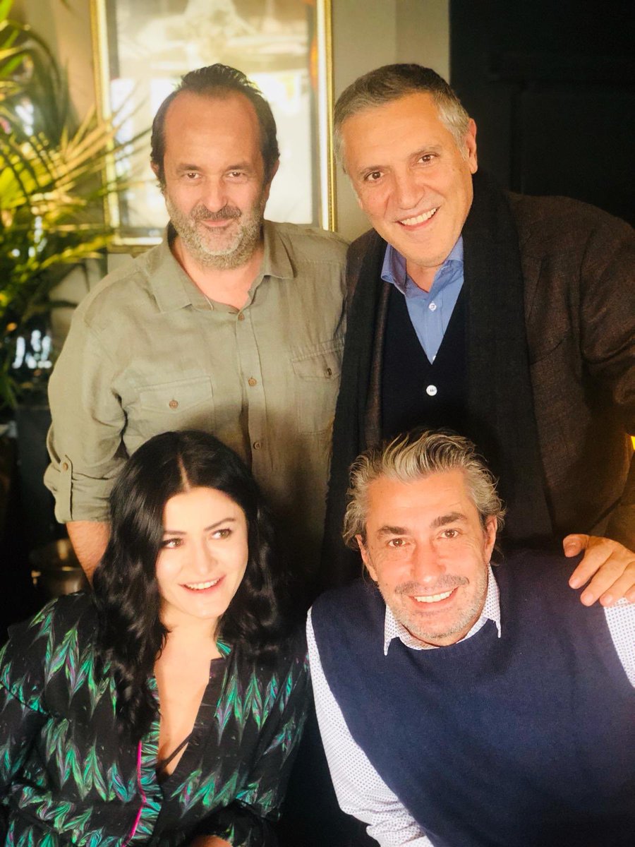 “VURGUN” gumbur gumbur geliyooor. 🔜 #denizçakır #erkanpetekkaya #farukturgut #altandonmez #goldfilm