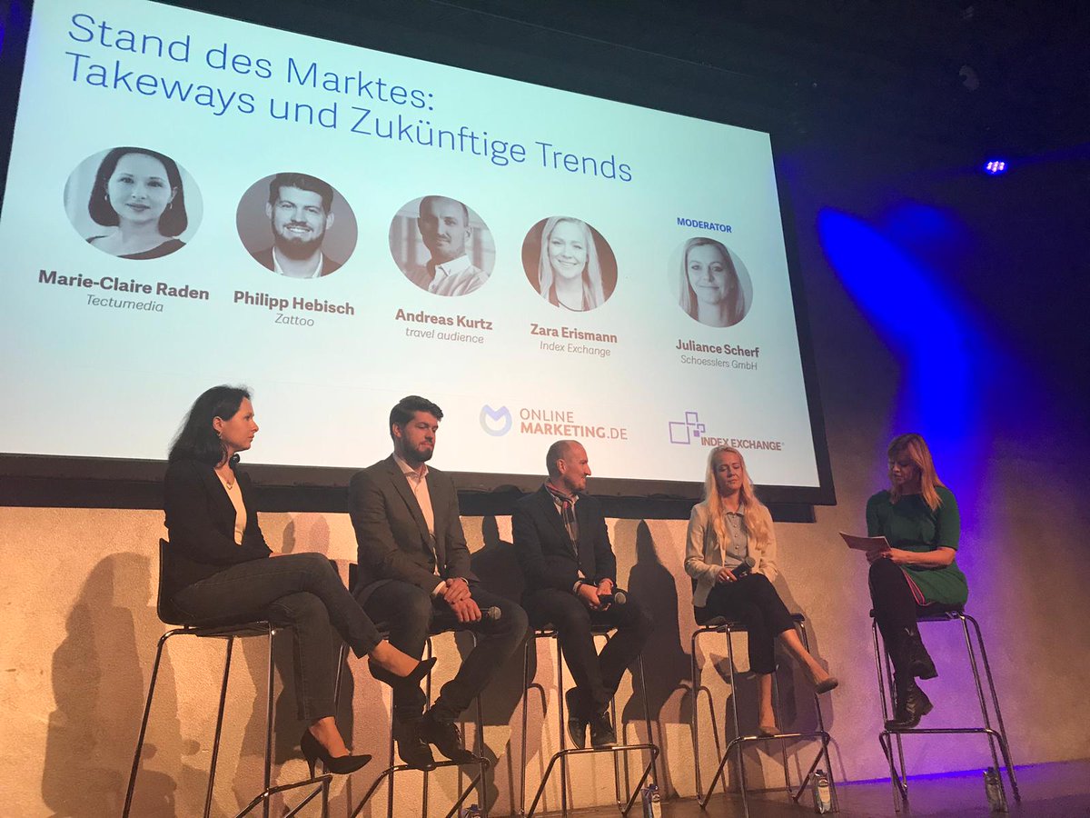 schoesslers's tweet photo. Spannendes Panel zu den 2018 Take Aways und zukünftigen Trends des Programmatic Advertising beim #morningbash von @OnlineMarktn_de - moderiert von Juliane Scherf von @schoesslers. Mit dabei u.a. Marie-Claire Raden, CEO von @tectumedia, Philipp Hebisch von @zattoo uvm. https://t.co/kaE5ndQJxC