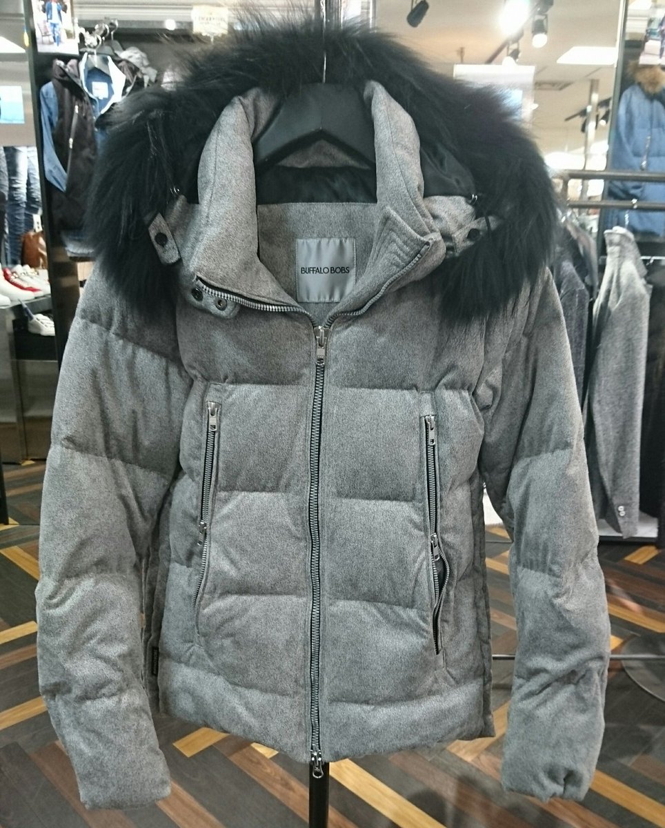 BOBS_KYOTO's tweet photo. 【ZERMATT-MONO】
￥29900+tax
GRAY,BLACK

機能性とデザインを兼ね備えたダウンジャケット☆
象徴的なファスナー使いに取りはずし可能なフード部分とタイトなフィッティング感は機能性とデザインを兼ね備え、美シルエットに仕上げてあります(^^)
 #バッファローボブズ #河原町OPA #ダウンジャケット https://t.co/7uOyEGI2bz