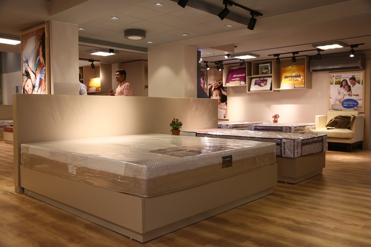 DHIPL's tweet photo. New Pilot Showroom Installed by Design House India Pvt Ltd for Sleepwell at Jaipur, Rajasthan on 4th November 2018.
We are presenting some glimpses.
https://t.co/WfLltFC9ac
#DesignHouseIndiaPvtLtd #DHIPL #PilotShowroom #Sleepwell #Jaipur #Inauguration https://t.co/Y4SJWc12op
