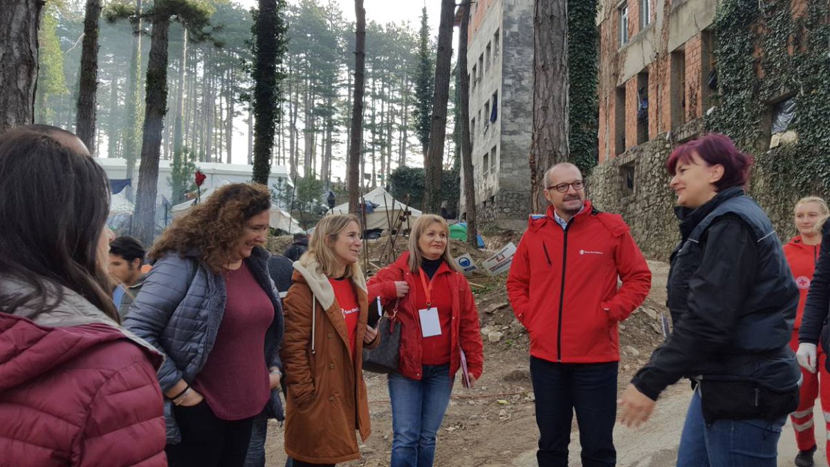 scnwb's tweet photo. Today we are with @savechildreneus and representative of #BasqueGovernment, Monika Hernando Porres, in Una Sana Canton, who came to learn about how #SavetheChildren helps #refugees and  #migrants in #Bosnia &amp; #Herzegovina @evasilmi https://t.co/lhTANNegp0