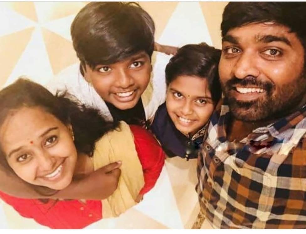 sri50's tweet photo. Happy Wedding anniversary to @VijaySethuOffl and his wife Jessy. A family pic. https://t.co/9CqlbHtfpA