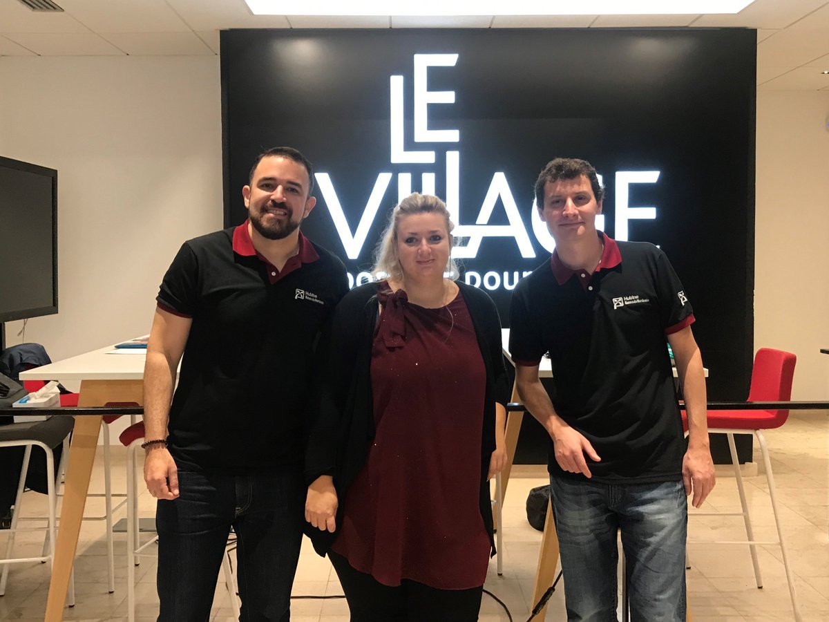 VillageAquitain's tweet photo. [#Réseau] 🚀🇧🇷 Ce matin au #VillageByCA on rencontre #TotalCross, #startup brésilienne qui a remporté un concours organisé par #CACIB, qui permet de développer des apps dans un seul langage ! #CoopérerPourInnover, c'est ça l'effet #réseau #VillageByCA >> https://t.co/kkjn8xRDoi https://t.co/M0CN922dYV