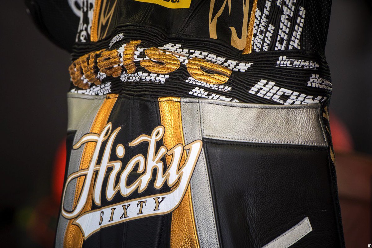 Weise_Clothing's tweet photo. HICKMAN TAKES PROVISIONAL MACAU GP POLE
Weise-supported Peter Hickman on strong form to capture third Macau Grand Prix win.
Read more here https://t.co/DYFbYE7ifE
#Weise #WeiseSquad #WeiseClothing #Hicky60 #MacauGP #MacauGP2018 #RoadRacing #PeterHickman https://t.co/2SEtr3vJEd