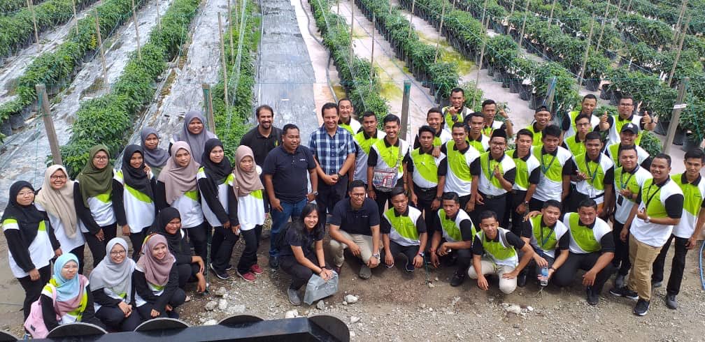 ipserdang's tweet photo. 15/11/2018-Kursus pelajar2 IPSerdang tentang Asas &amp; Latihan Sistem Fertigasi Pintar Atilze di PPK Kuala Langat. Terima kasih BLKP MOA, PPK-Atilze, Pensyarah &amp; Pelajar IPS.
@PSM_DOA 
@myDOA_HQ 
@blkpmoa 
@moaMalaysia 
@Atilze 
@msallehhuddin 
@simtzetzin 
@MyDSA_official https://t.co/oTDMhOh0kB