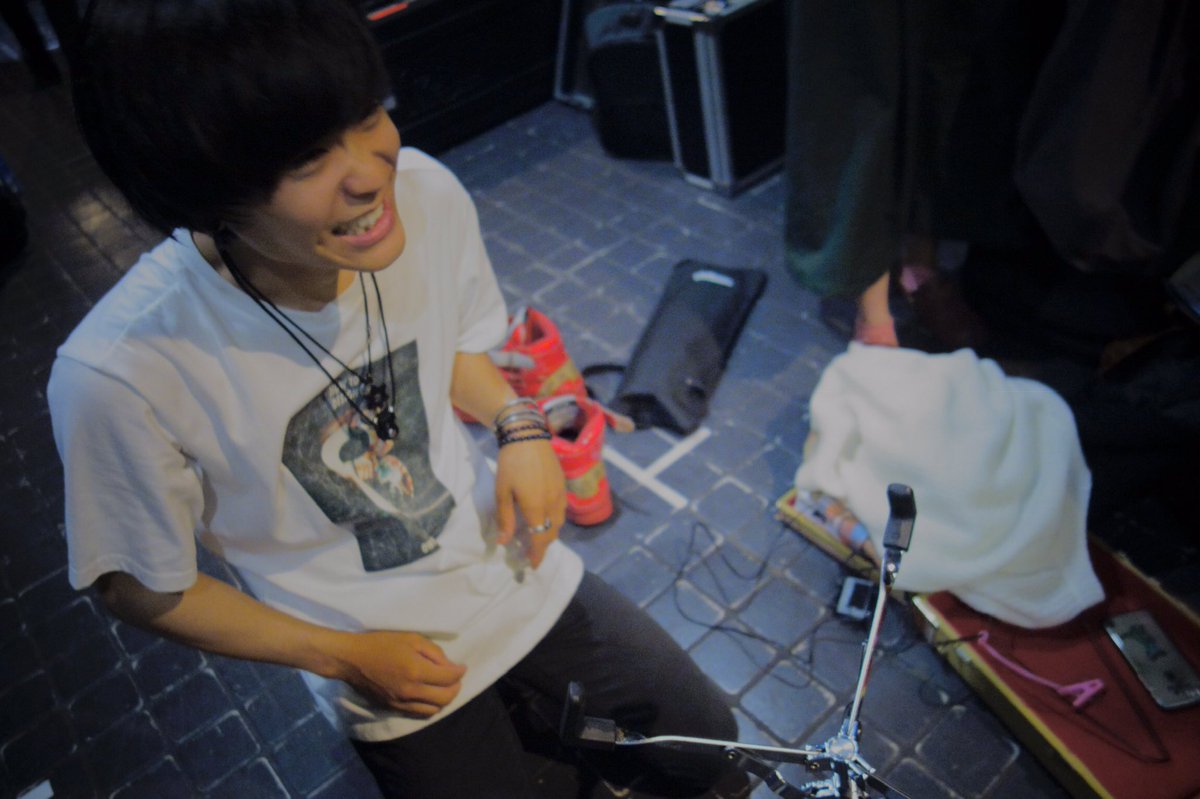 BoobyAdventure's tweet photo. FIRE ARROW リリースツアー
ありがとうございました🌈🌈

初めて出会ってくれた人
応援に駆け付けてくれた人
携わってくれた全ての人に感謝ですっ♫

さあ、次の旅の支度を始めましょう🦉 https://t.co/hY1Ct5swDa