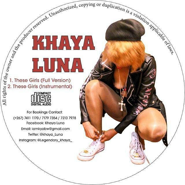 Khaya_Luna's tweet photo. Morning My https://t.co/aqPWSSQvf3 you all know my single "These girls " Is out and playing on radio stations and also check out my YouTube channel (Khaya Luna) and follow me on Instagram @ legendary_khaya_
On a different note.I have a surprise for you all next week.
#Boela Gae# https://t.co/pHGf08qa7f