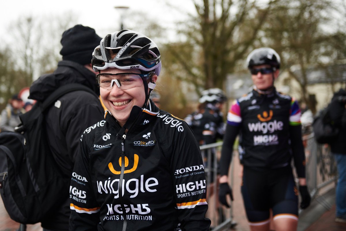 Wiggle High5 tweet media