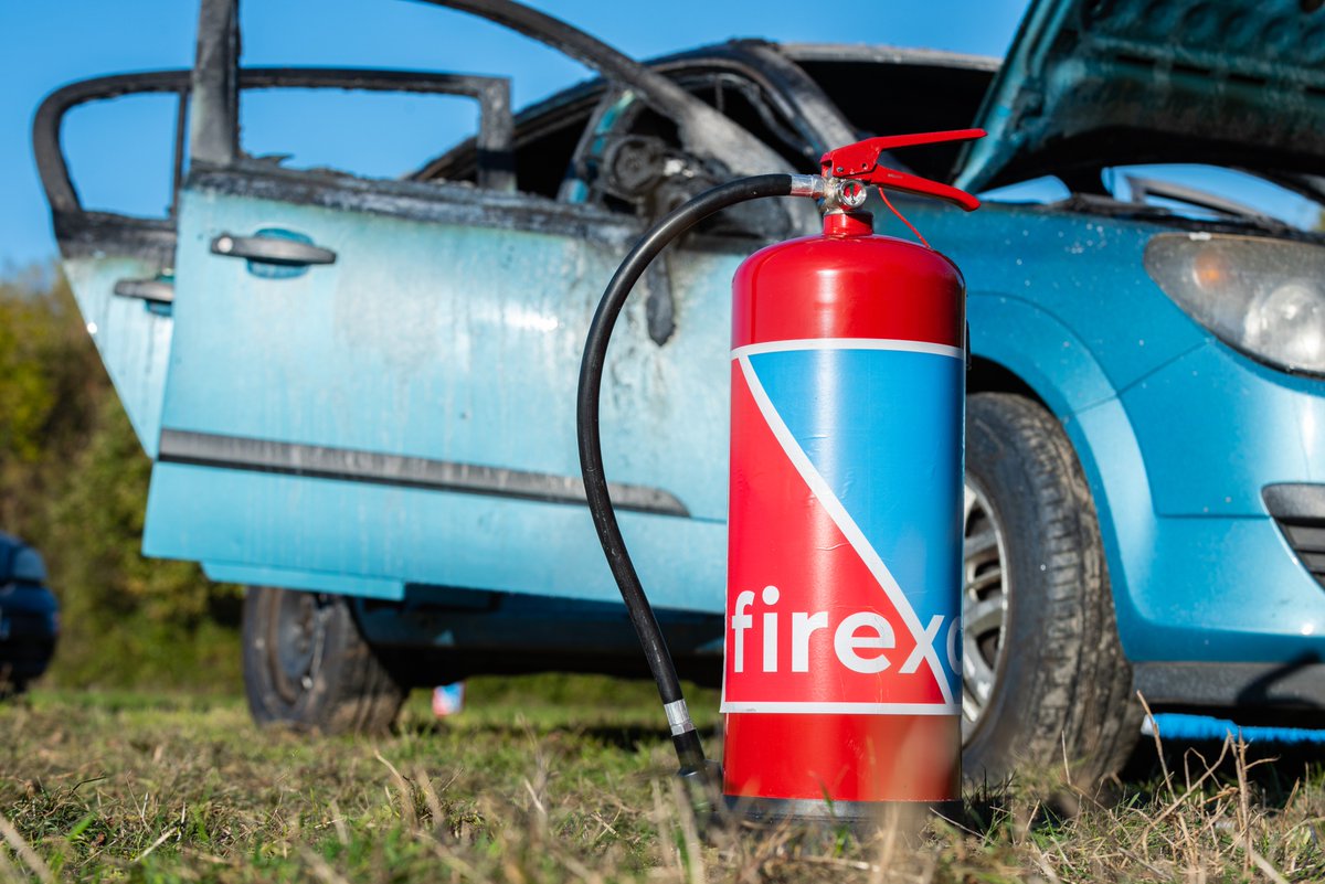FirexoOfficial's tweet photo. Are you a firefighter? Business owner? Home owner? From tackling small domestic fires to larger commercial fires, everyone can reach for #Firexo without the worry of which extinguisher tackles what fire. Discover more at https://t.co/SCGJjuxDy0 #firefightingrevolution https://t.co/fBoSTGlDhD