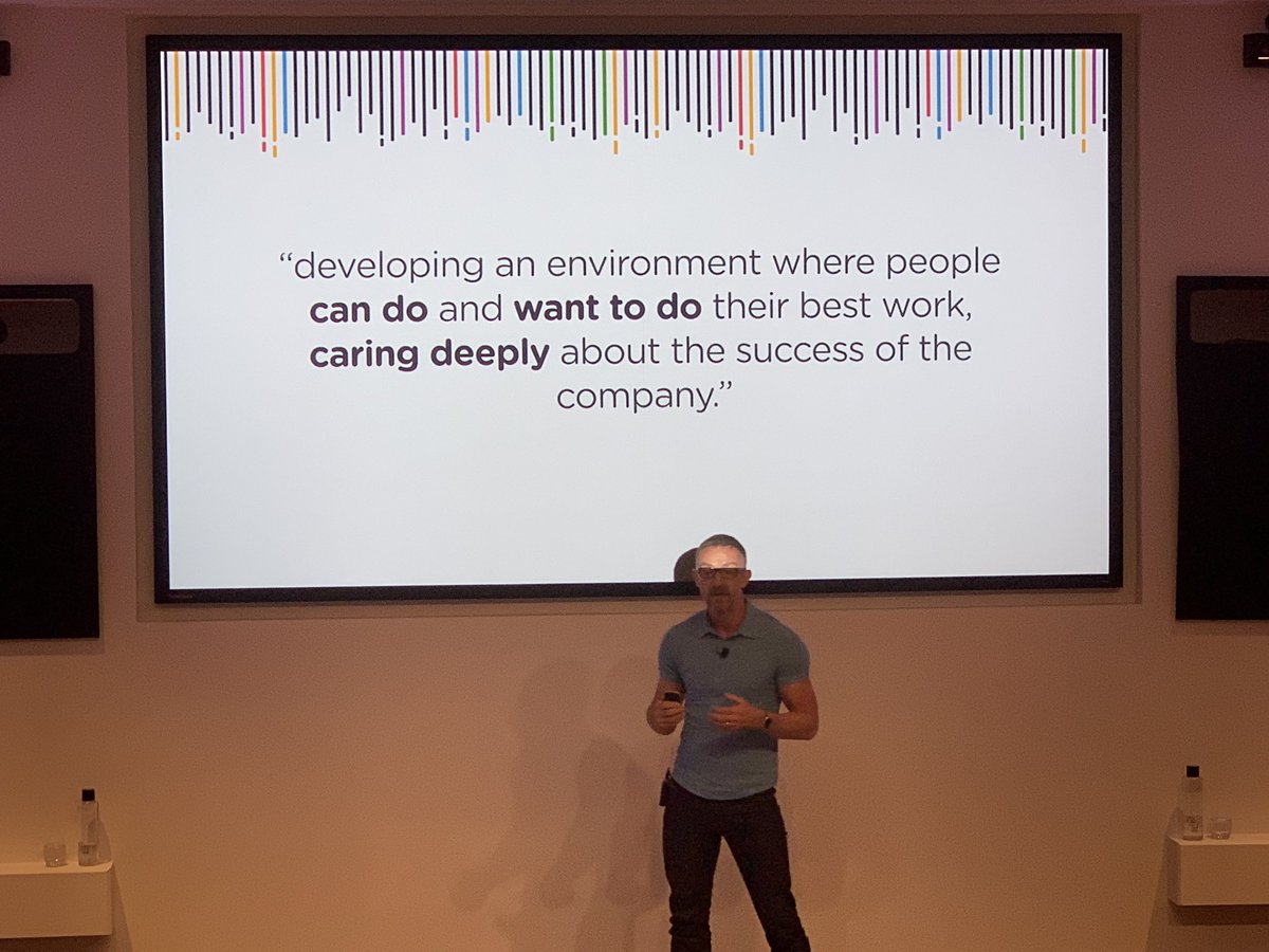 EnExcellence's tweet photo. What is employee engagement? - @glennelliott in his session on ‘Why work must change’ #EnExLive https://t.co/9CO6IRN7uL