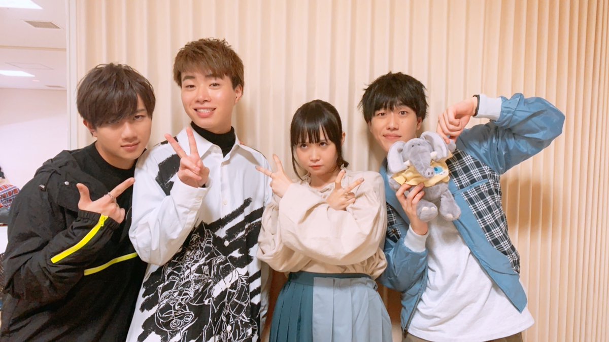 azukin_toki's tweet photo. やっと色々と落ち着いてユーフェスの余韻に浸ってます(遅い)4枚目の写真、私が祝われてるみたいでしょ https://t.co/5jDfuGjYhI