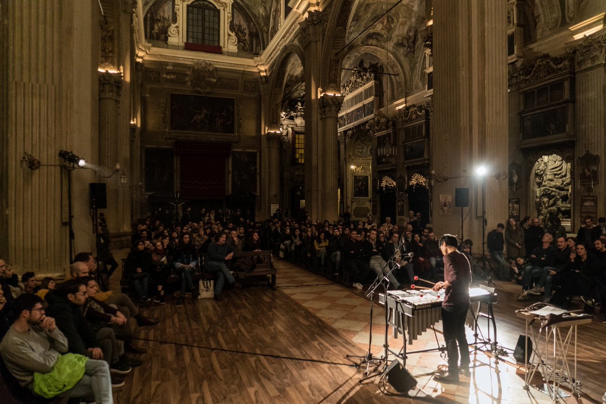 NODEfestival's tweet photo. Ieri sera #NODE2018 ha inaugurato con il concerto acustico di @MasayoshiFujita. Il festival continua oggi con l'opera M.U.R.O. di Never2501, e questa sera con la performance di Caterina Barbieri al Planetario. Programma completo su https://t.co/hZbs2xutVE ← https://t.co/OcJlaQLxQf