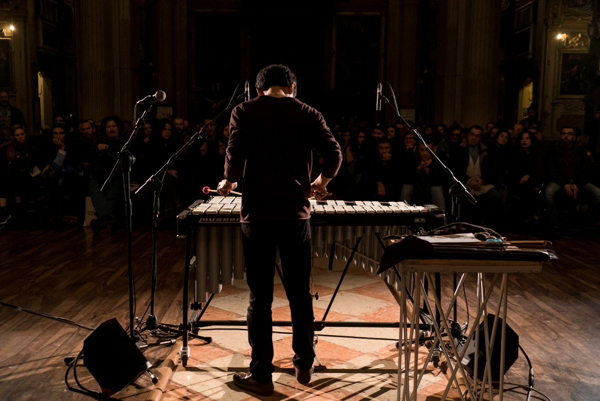 NODEfestival's tweet photo. Ieri sera #NODE2018 ha inaugurato con il concerto acustico di @MasayoshiFujita. Il festival continua oggi con l'opera M.U.R.O. di Never2501, e questa sera con la performance di Caterina Barbieri al Planetario. Programma completo su https://t.co/hZbs2xutVE ← https://t.co/OcJlaQLxQf