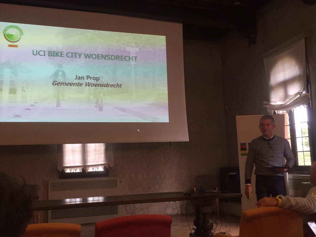 JanProp2's tweet photo. Presentation #gemeenteWoensdrecht at #Uciforum by Pirelli in Milan. Proud! https://t.co/QTiPKmlbVa