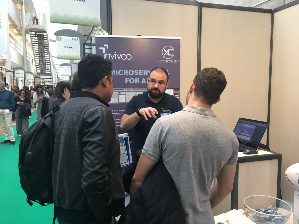 Invivoo's tweet photo. Aujourd'hui, @AmandaCalixte notre chargée de recrutement, Olivier, notre business developer et @erw_lg notre Product Manager sont au forum @ESIEEPARIS.
Venez les rencontrer et discuter avec eux de toutes les opportunités que nous proposons au sein d'Invivoo. https://t.co/Oe7kd3rAIG