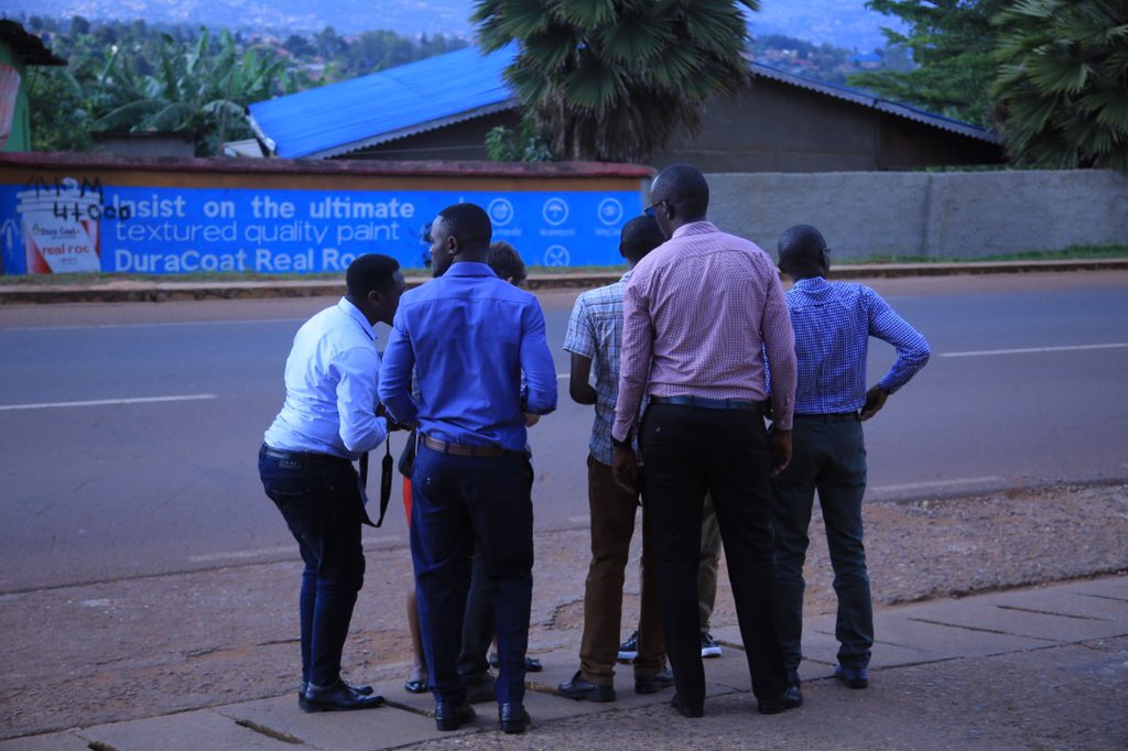 graceusanase's tweet photo. Humbled to be part of 3-days training on professional photography, on behalf of @NARwanda, hosted by @Rwanda_justice in a bid of continuous capacity building for the @JusticeSectorRw communication &amp; public awareness staff. This training is facilitated by @Patrassa https://t.co/EYl58srkpL