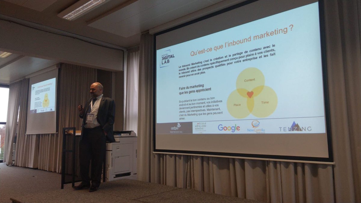 #Direct #HotelDigitalLab à Genève >>> Focus sur le talk de NewCom4u : « Commencez à connaître vos clients et comprenez ce qu'ils recherchent afin de leur vendre une chambre avec une histoire » - Thierry Pilet