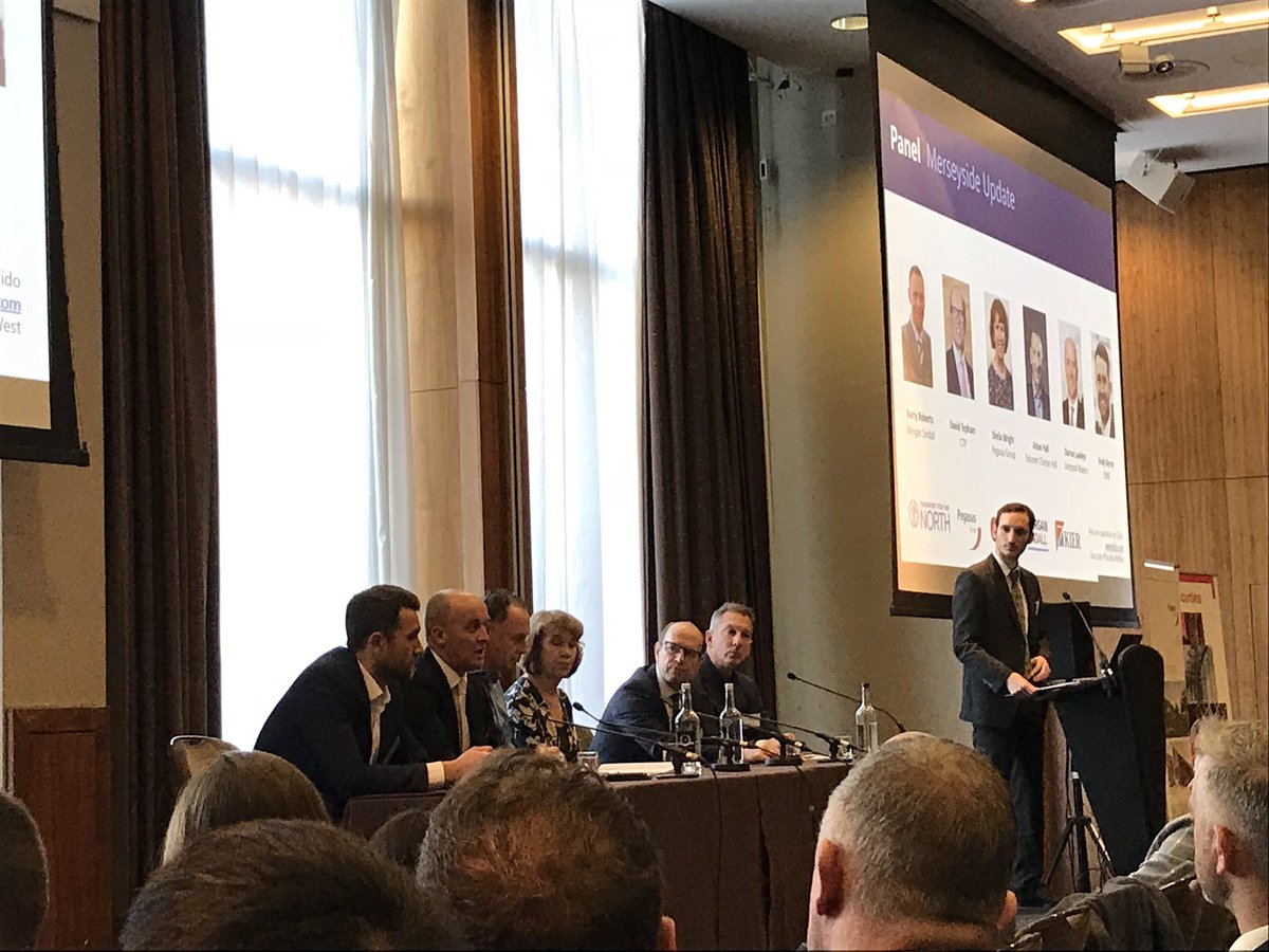 jamesshaw89_'s tweet photo. Great line up of speakers and great turnout of guests for today’s #PlaceNorthWest #MerseysideUpdate at @hiltonliverpool. https://t.co/Blh4QvdhGC