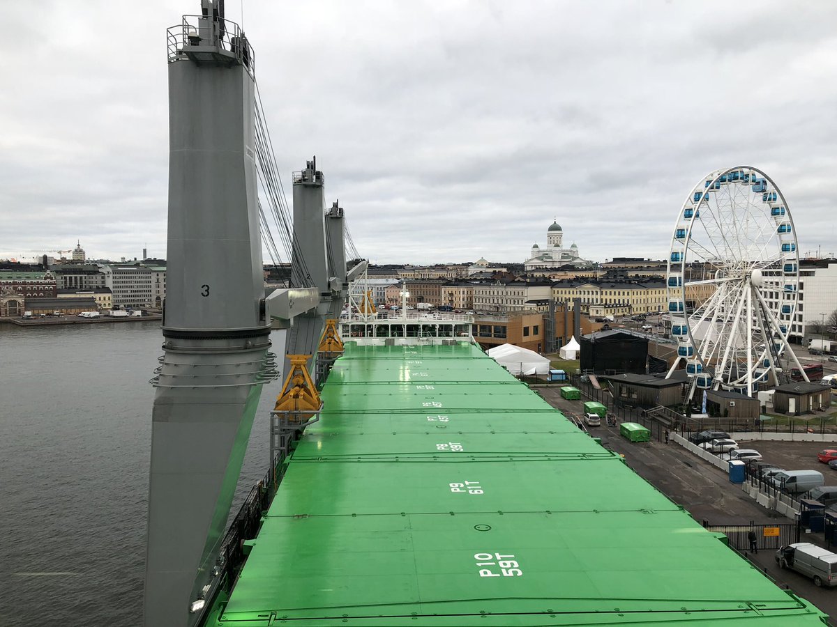 Kiitokset <a href="/AkiOjanen/">Aki Ojanen</a> mahdollisuudesta tutustua Aspon uuteen rahtilaivaan. Uusi alus Viikki on hieno esimerkki, miten ilmastonmuutosta voidaan torjua perinteisillä toimialoilla, 50 prosenttia pienemmät päästöt kuin edellisen sukupolven alusluokilla. #aspo #Sustainability