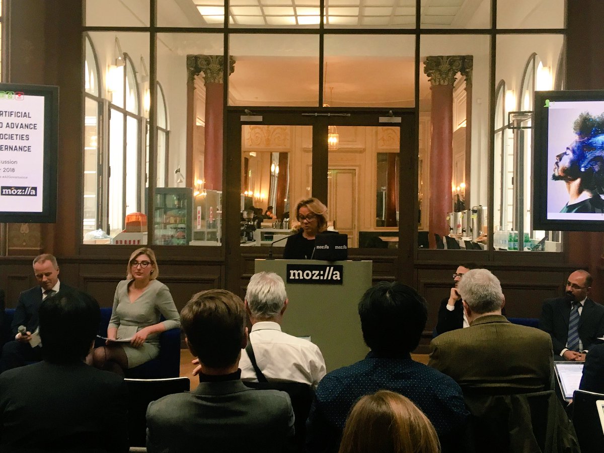 unescoNOW's tweet image. .@EileenDonahoe opens the panel on #HumanRights and #ArtificialIntelligence by underlining the impact of AI on #FreedomOfExpression, #AccessToInfo and privacy.

#UNESCO4AI #AI