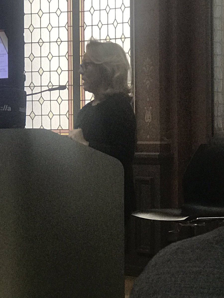 martharoldos's tweet image. Dr. Eileen Donahoe, Executive Director, Stanford Global Digital Policy Incubator presentando el panel sobre cómo los principios universales de derechos humanos deben aplicarse para la Gobernanza de la Inteligencia Artificial
#UNESCO4AI #AI4Knowledge #AIGovernance