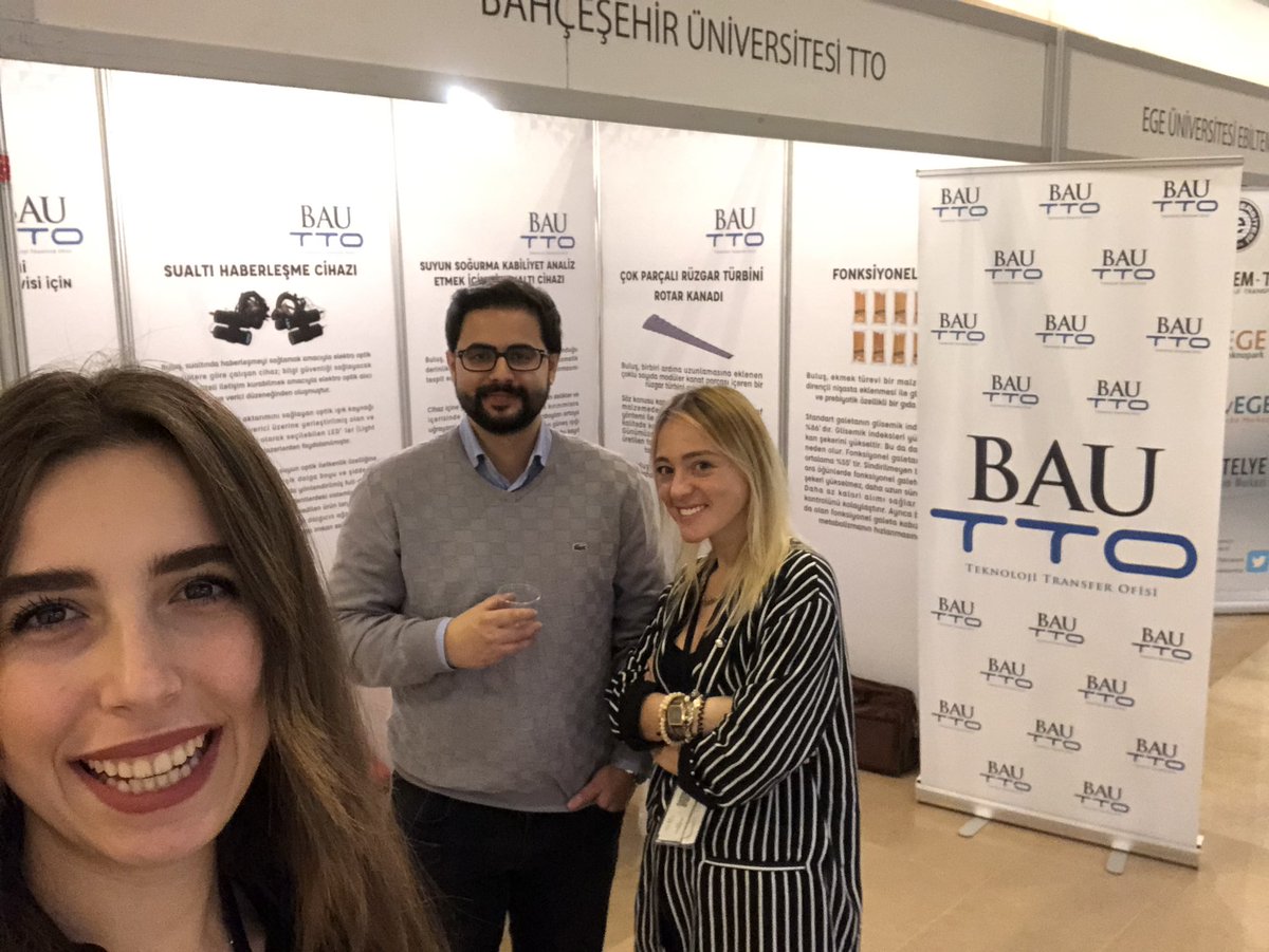 Bau_tto's tweet photo. 2018 - ÜSİMP Ulusal Patent Fuarı ve Kongresi ikinci gününde de tüm hızıyla devam ediyor. Katılımcıları @Bau_tto standımıza bekliyoruz. @Bahcesehir @EnverYucel @SenayYalcin1 @tunc_bozbura @sesatir @ozgeselikminic @ebrussezgi @usimpatentfuari https://t.co/GobPNJq0o6