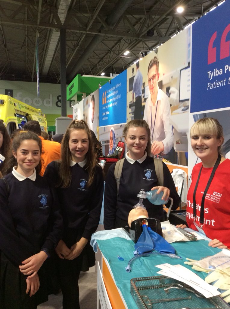 Great morning so far meeting some aspiring healthcare professionals 🙌🎉🏥😷
@WSUKLIVE <a href="/BWC_NHS/">BWC NHS Trust</a> <a href="/Bham_Childrens/">Bham Children's Hosp 💙</a> 
#healthcarecareers #TeamBWC #stepintothenhs #SKILLSLIVE #smilingfaces