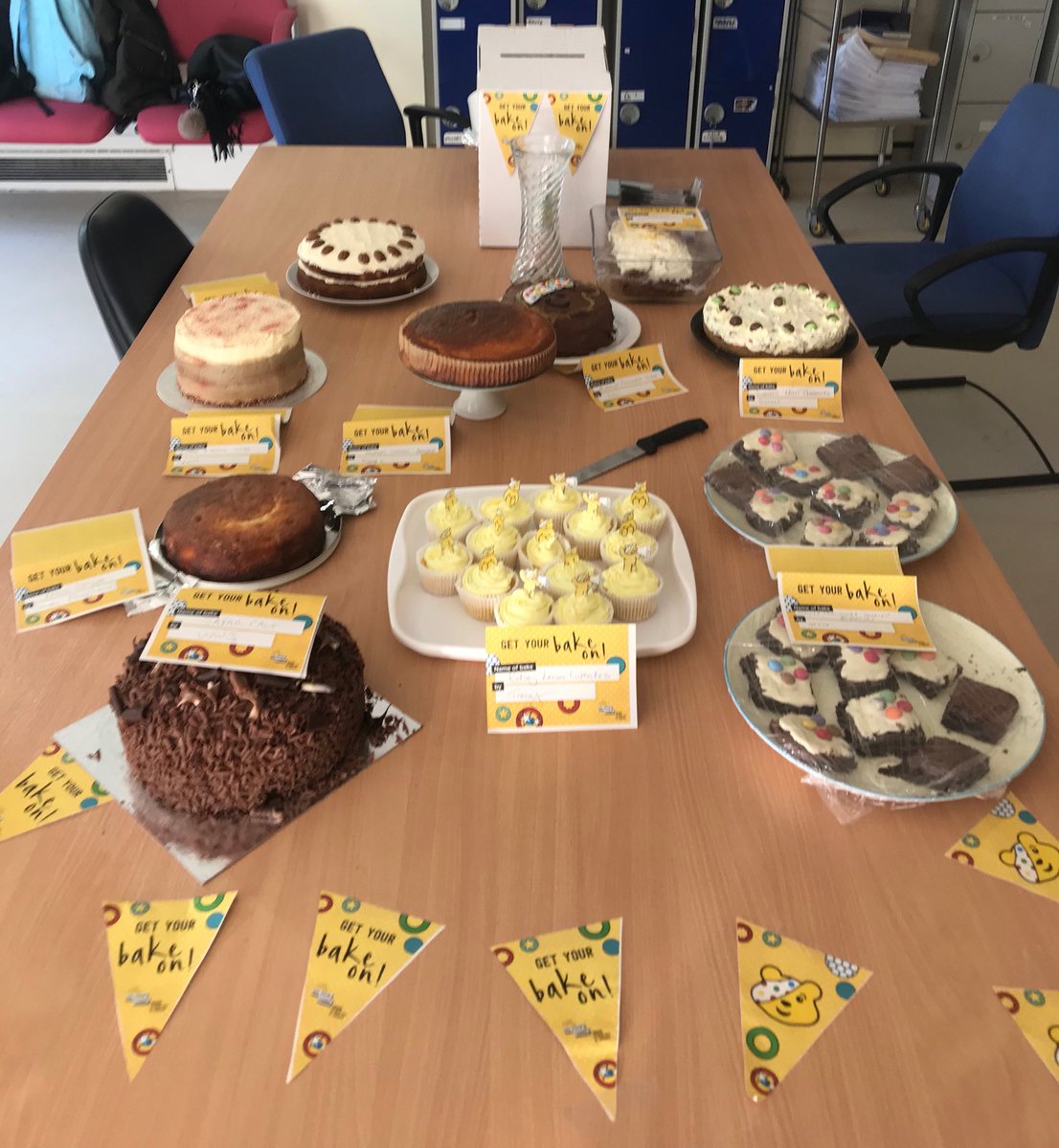 Come and join us on A1 to judge our creations!! It’s £2 to judge all cakes...it’s for a good cause!! ⁦<a href="/StockportNHS/">Stockport NHS FT</a>⁩ ⁦<a href="/BBCCiN/">BBC Children in Need</a>⁩