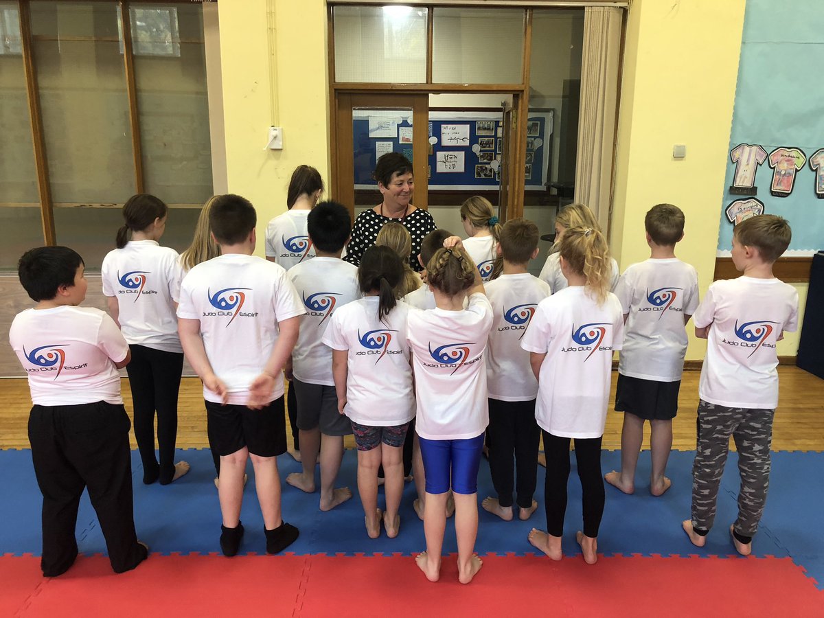 JudoClubEsprit's tweet photo. Had a fantastic time teaching judo to the @tillyps @tillytorch breakfast club, so many good kids, fantastic to work with a forward thinking school, using morning exercise to engage children in learning. #primethemind https://t.co/0WtGX0Otjo